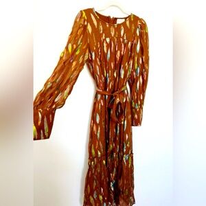 Anthropologie CIEBON Eryn Tie Waist Long Sleeve
Maxi Dress Brown Gold Metallic